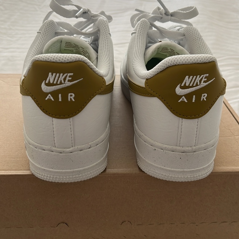 Brand New Nike Air Force 1 ‘07 Next Nature White/Bronzine Size WMS 9.5 - Picture 11 of 11